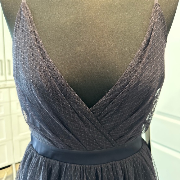 Express Navy Tulle V-Neck Dress - Size 6 NWT - Picture 8 of 9